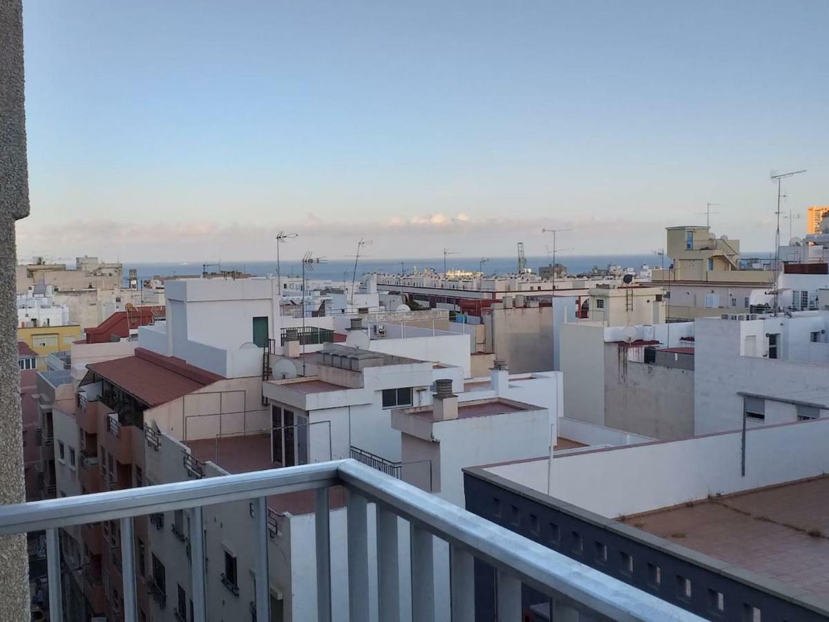 Luminoso, Amplio Y Fresco Piso En Santacruz De Tenerife Luaran gambar